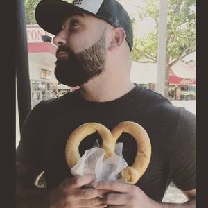 Meet your Posher, Corrie